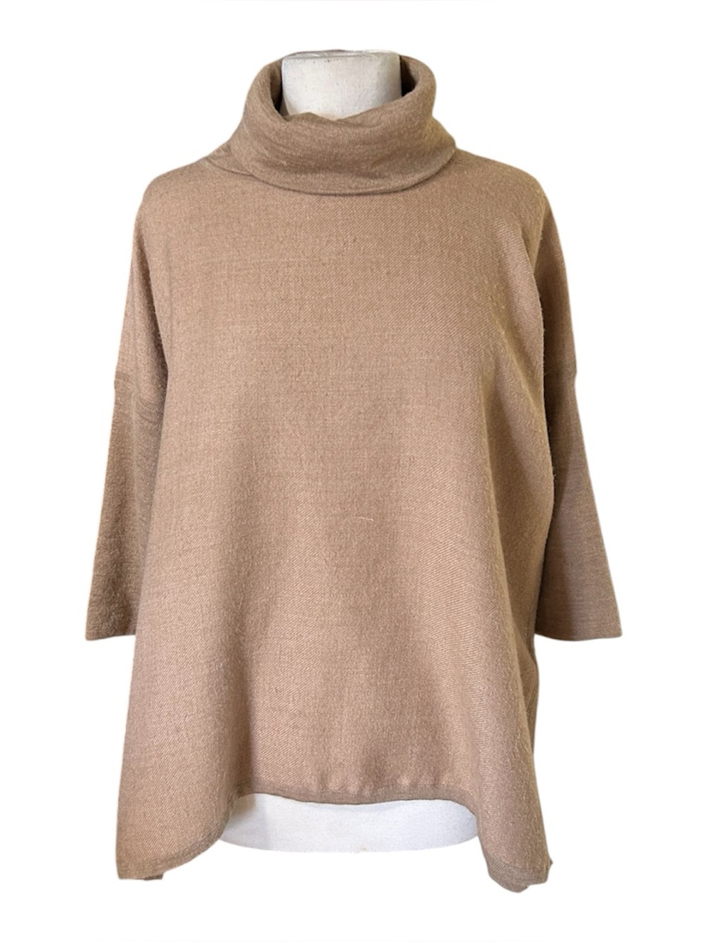 CUYANA Baby Alpaca Turtleneck Oversized Poncho Tan Sweater Women’s Petite